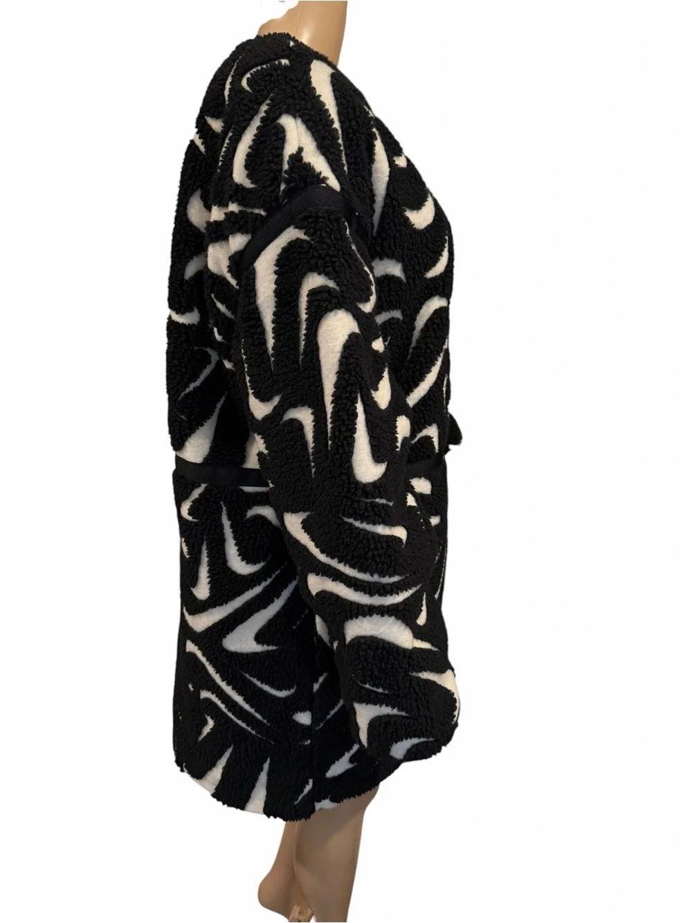 Nike Sportswear Loose High-Pile Jacket Black White FV8025-010 Womens Size M